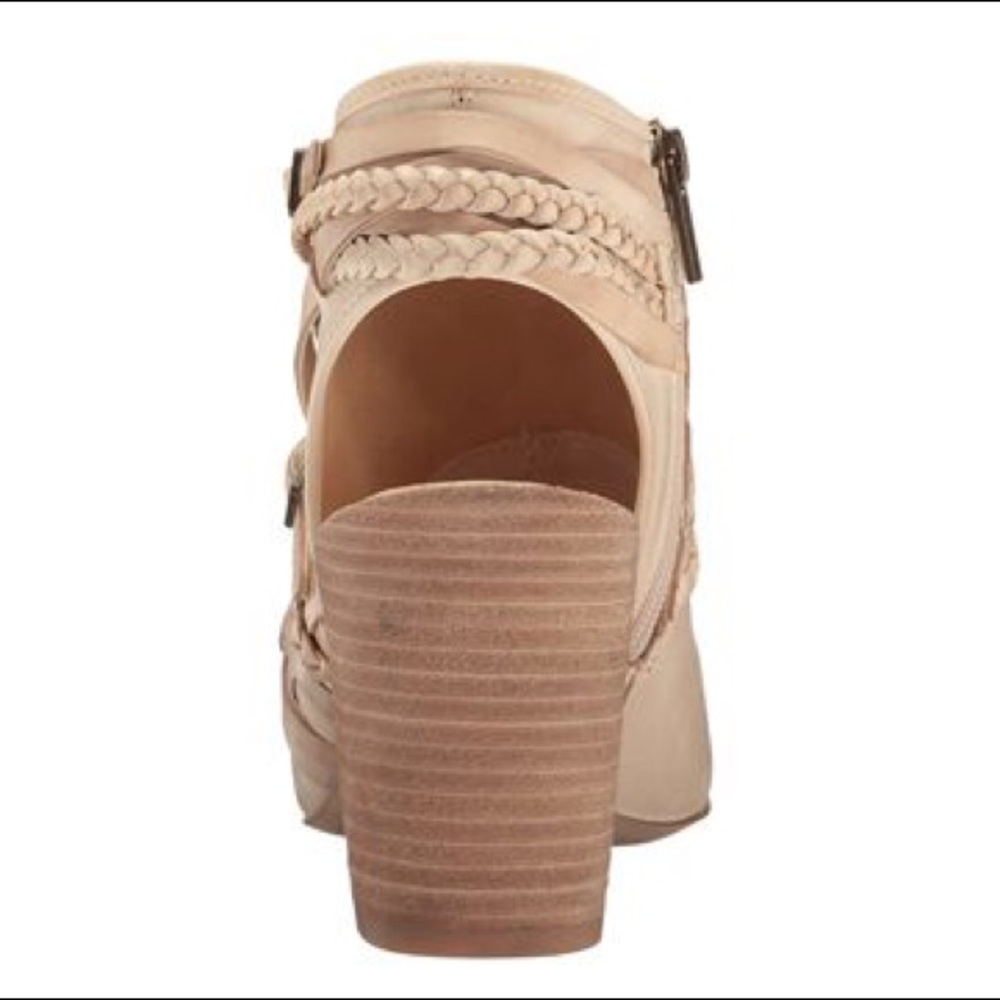 Leather Distressed Strappy Block Heel Shootie - Picture 4 of 6